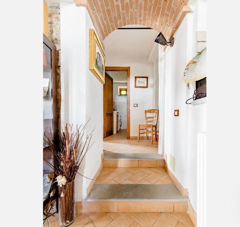 Agriturismo Angio Nel Cere Bracelli Luaran gambar