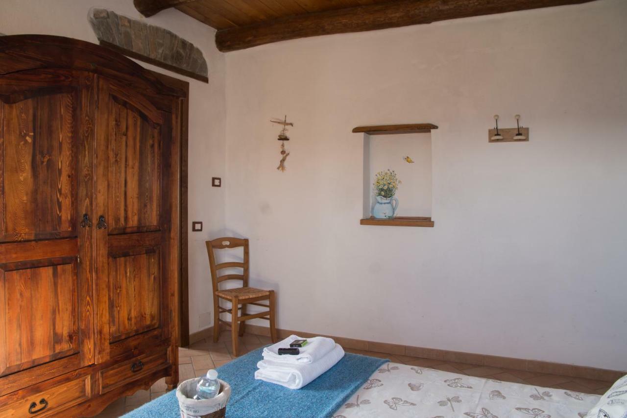Agriturismo Angio Nel Cere Bracelli Luaran gambar